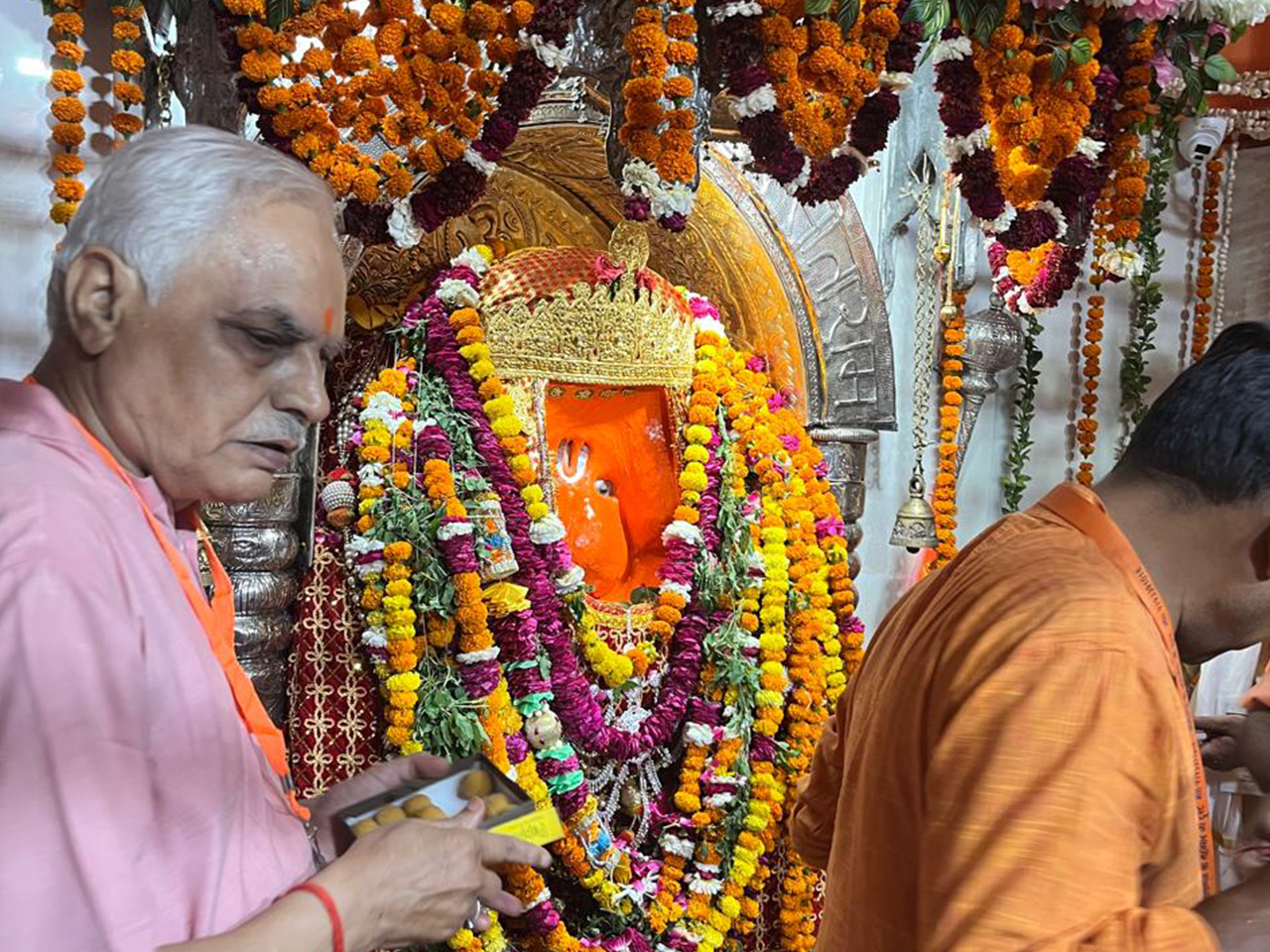 Aliganj Hanuman Mandir